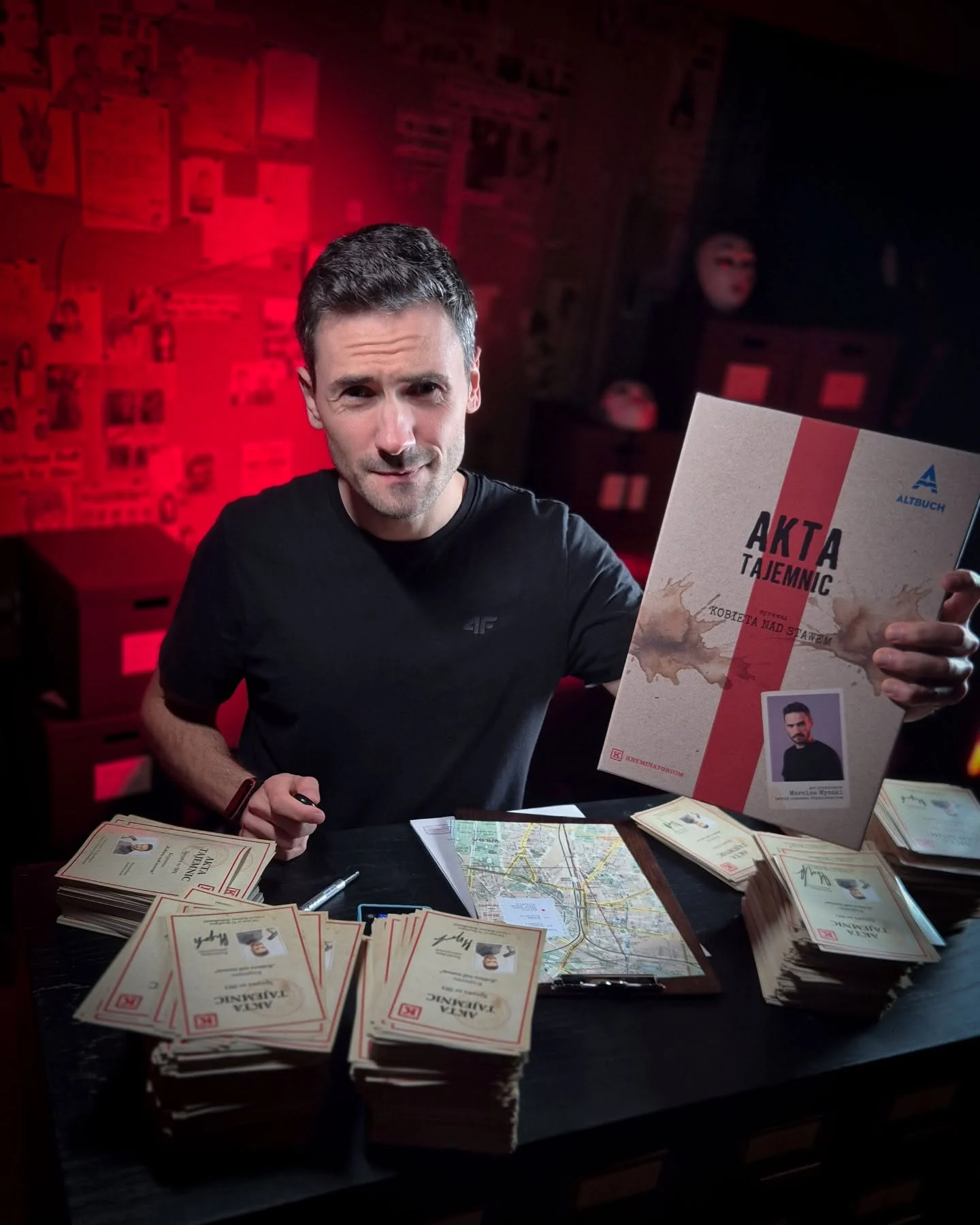 Marcin Myszka z projektem Akta Tajemnic